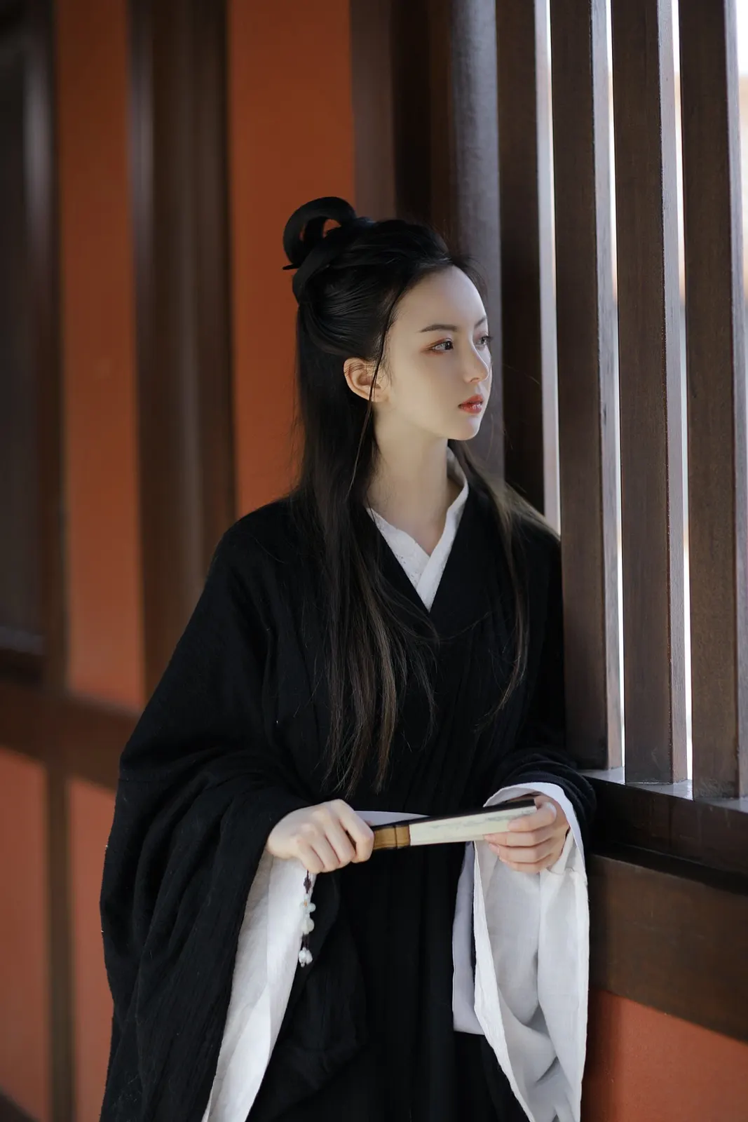 Vertical Wood Processed Cloak Kimono Portrait Free Stock Photo