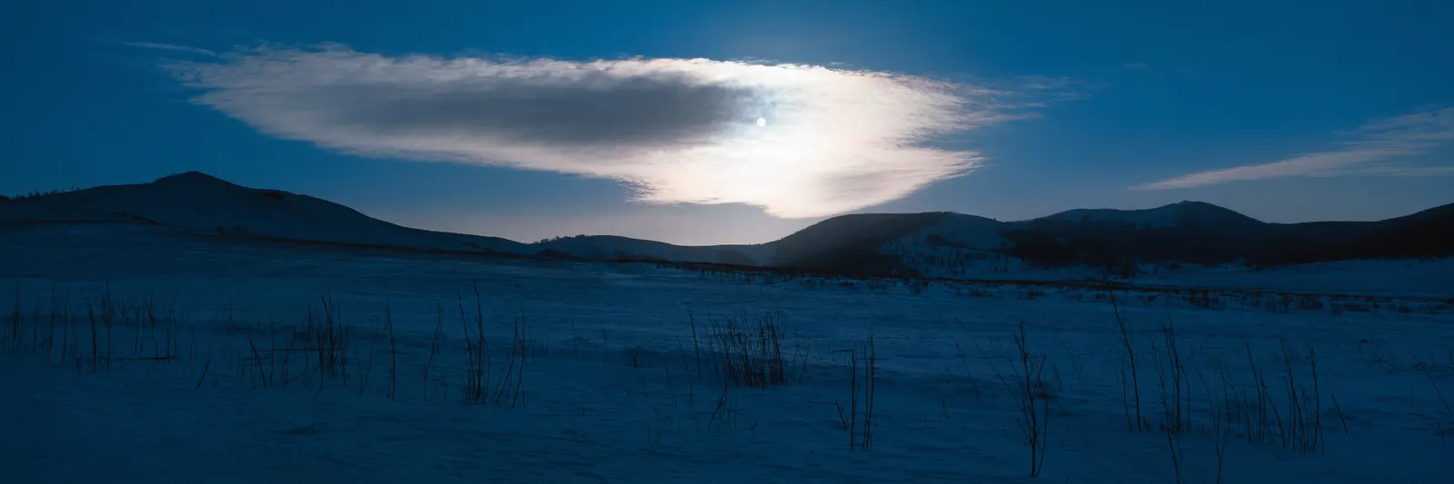 Horizontal Blue Sky Cloudy Hill Landscape Free Stock Photo 16