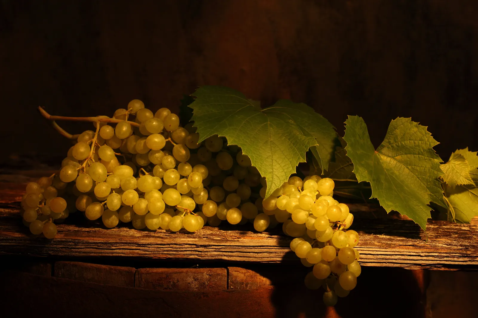 Horizontal Wood Processed Natural Grape Food and Drink Free Stock Photo