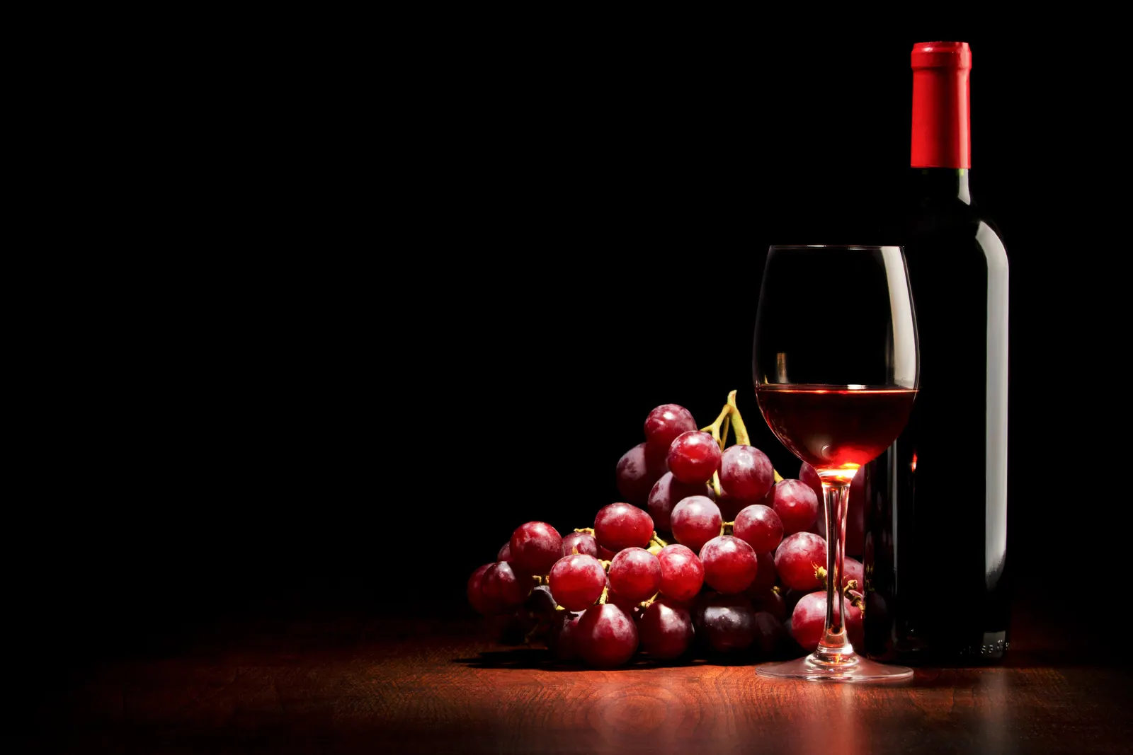 Horizontal Red Wine Bottle Grape Food and Drink Free Stock Photo