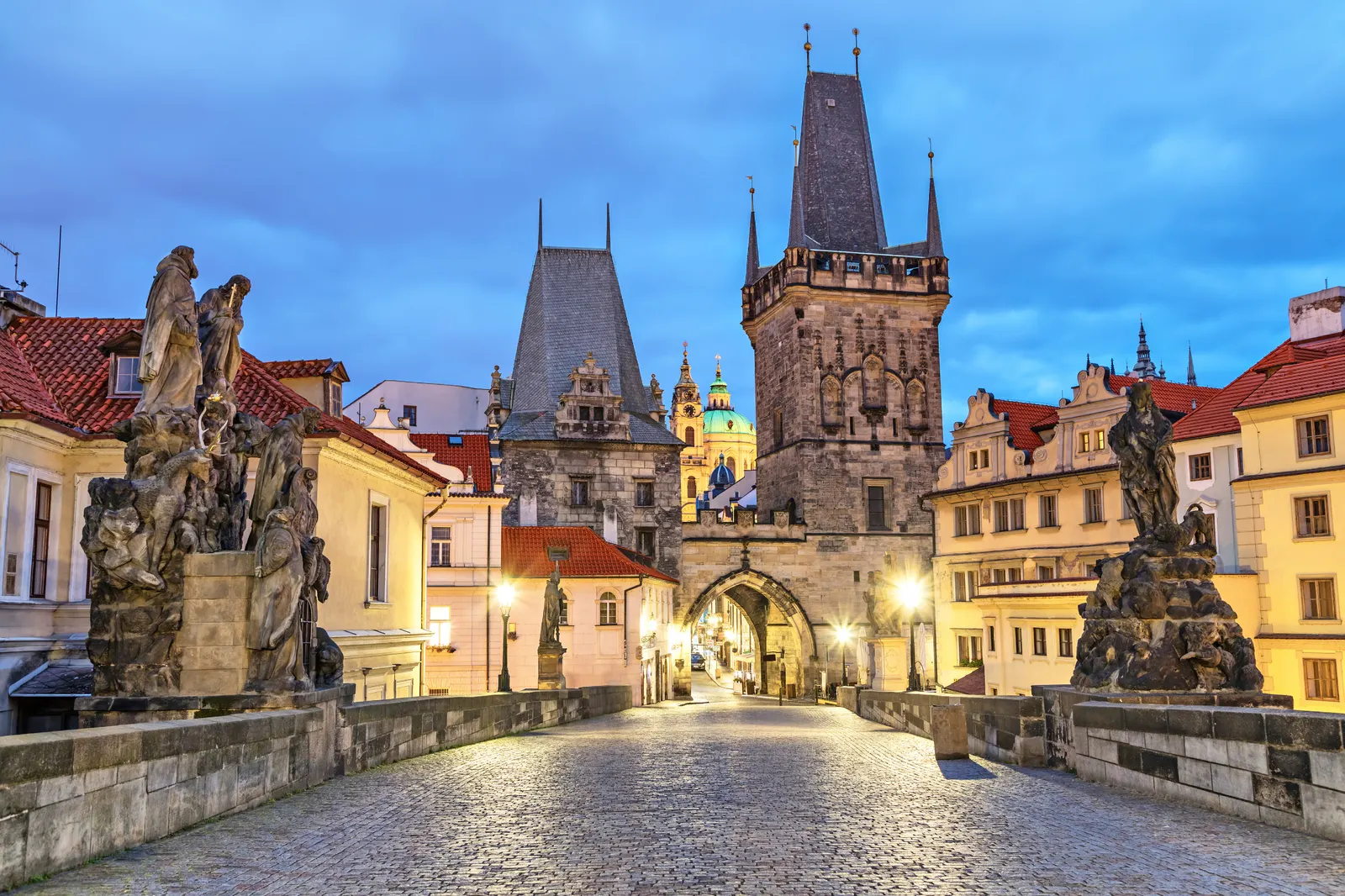 Horizontal Building Castle Statue Landscape Free Stock Photo