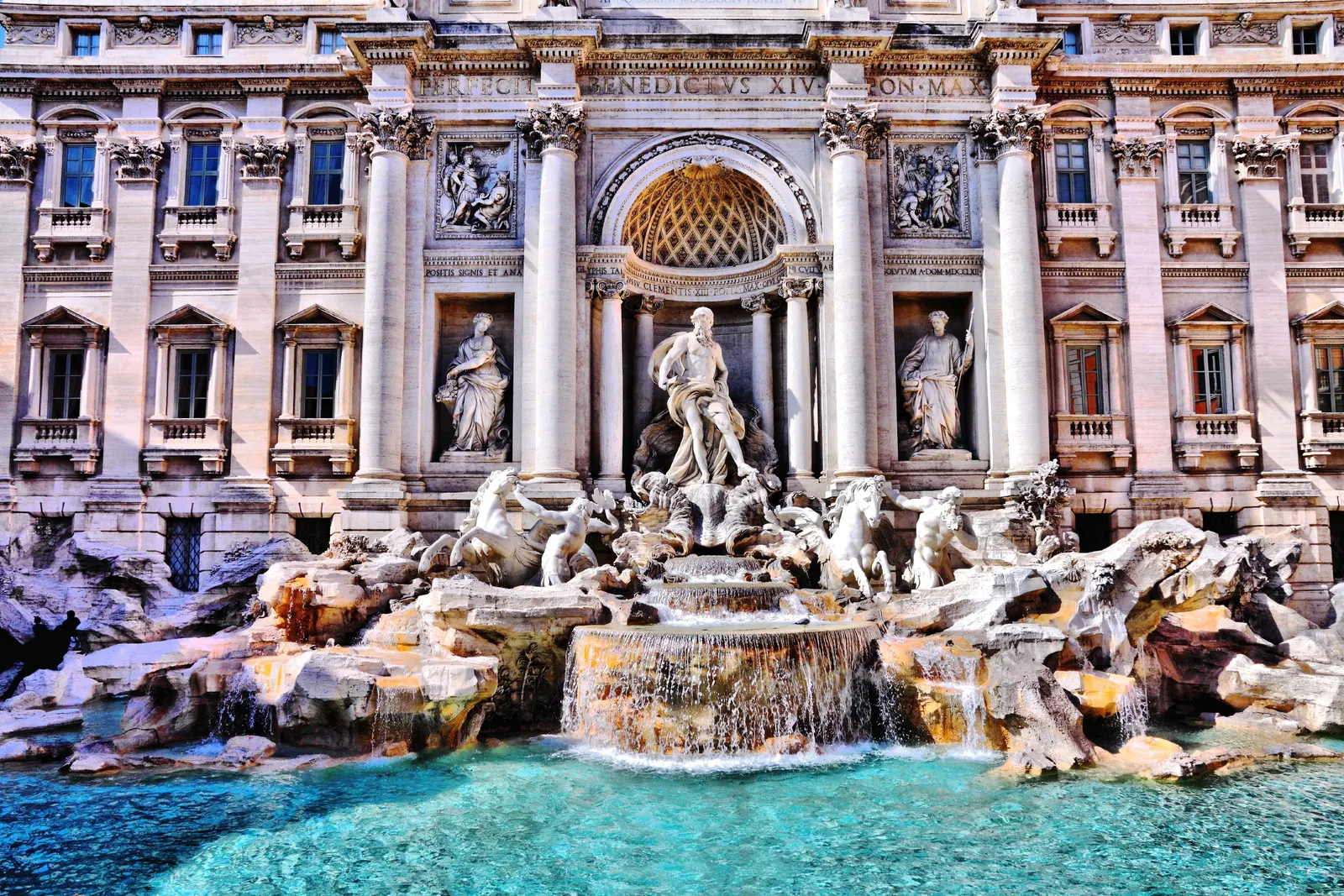 Horizontal Fountain Statue Conveyance Creative Image Free Stock Photo