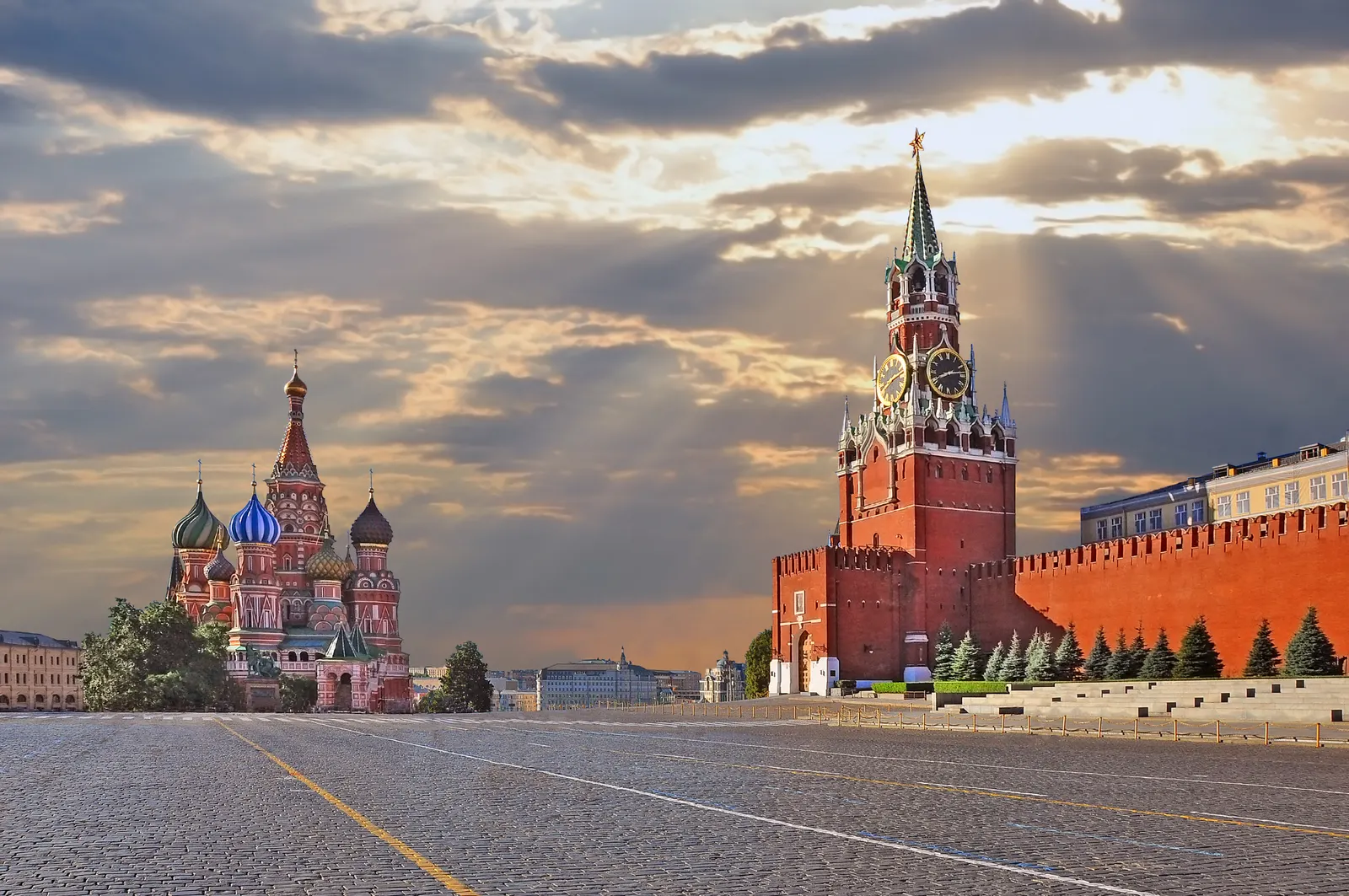 Horizontal Cloudy Building Castle Landscape Free Stock Photo 3