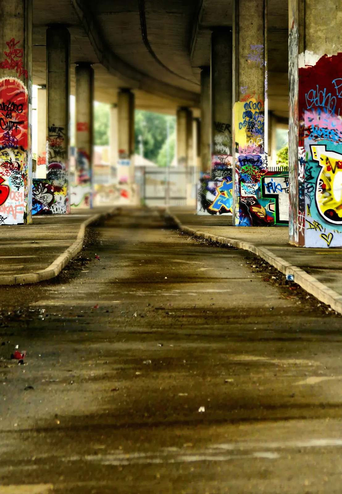 Graffiti Path Conveyance Creative Image
